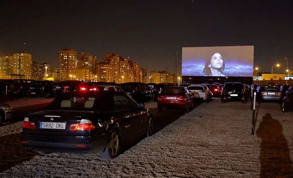 autocine-madrid-cars